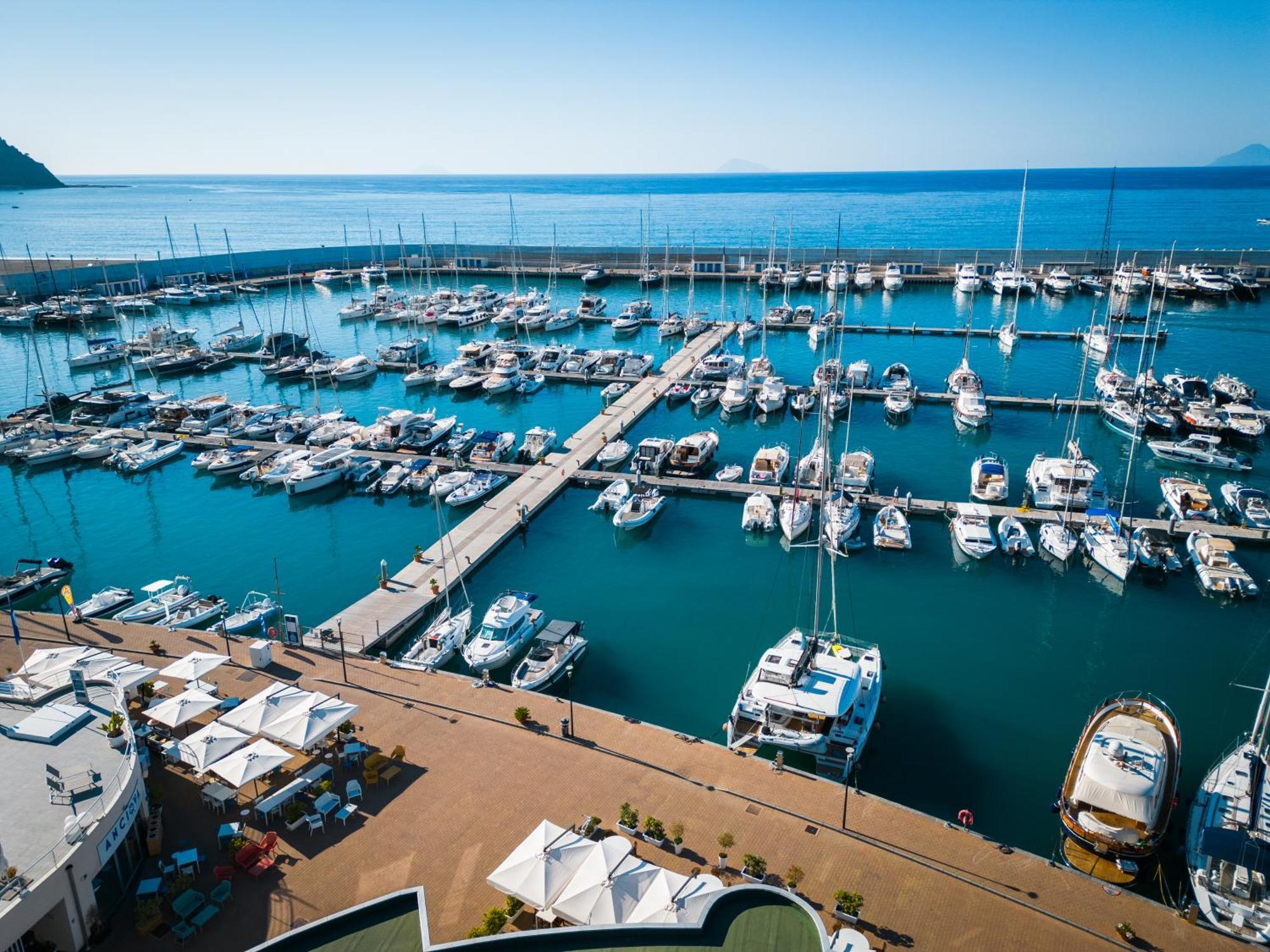 Sestante Marina Motel Capo dʼOrlando Exteriör bild